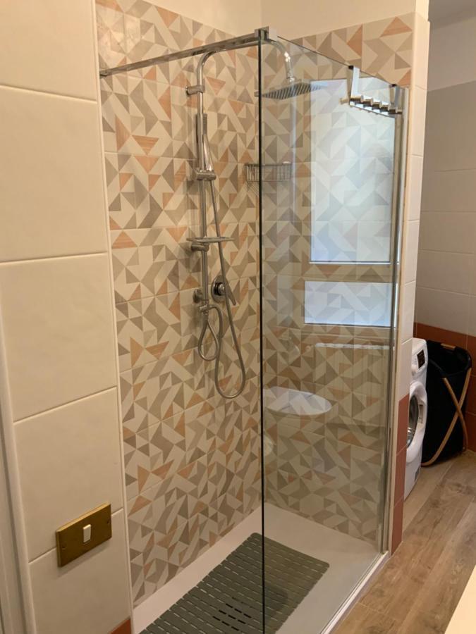 Central Station And City Rooms Link "13 Apartment" Amalfi Coast , Салерно Екстериор снимка