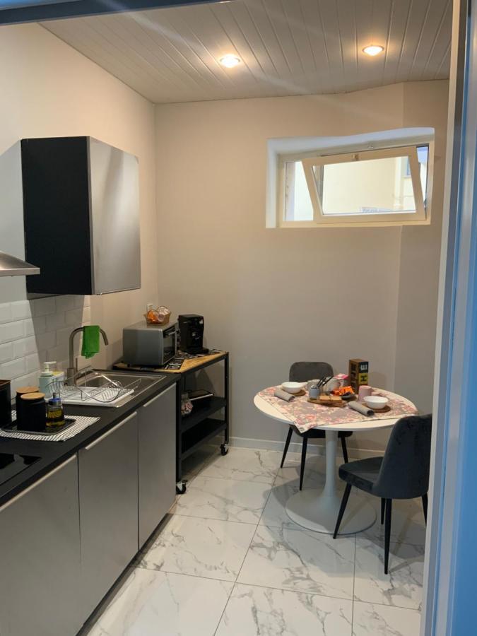 Central Station And City Rooms Link "13 Apartment" Amalfi Coast , Салерно Екстериор снимка