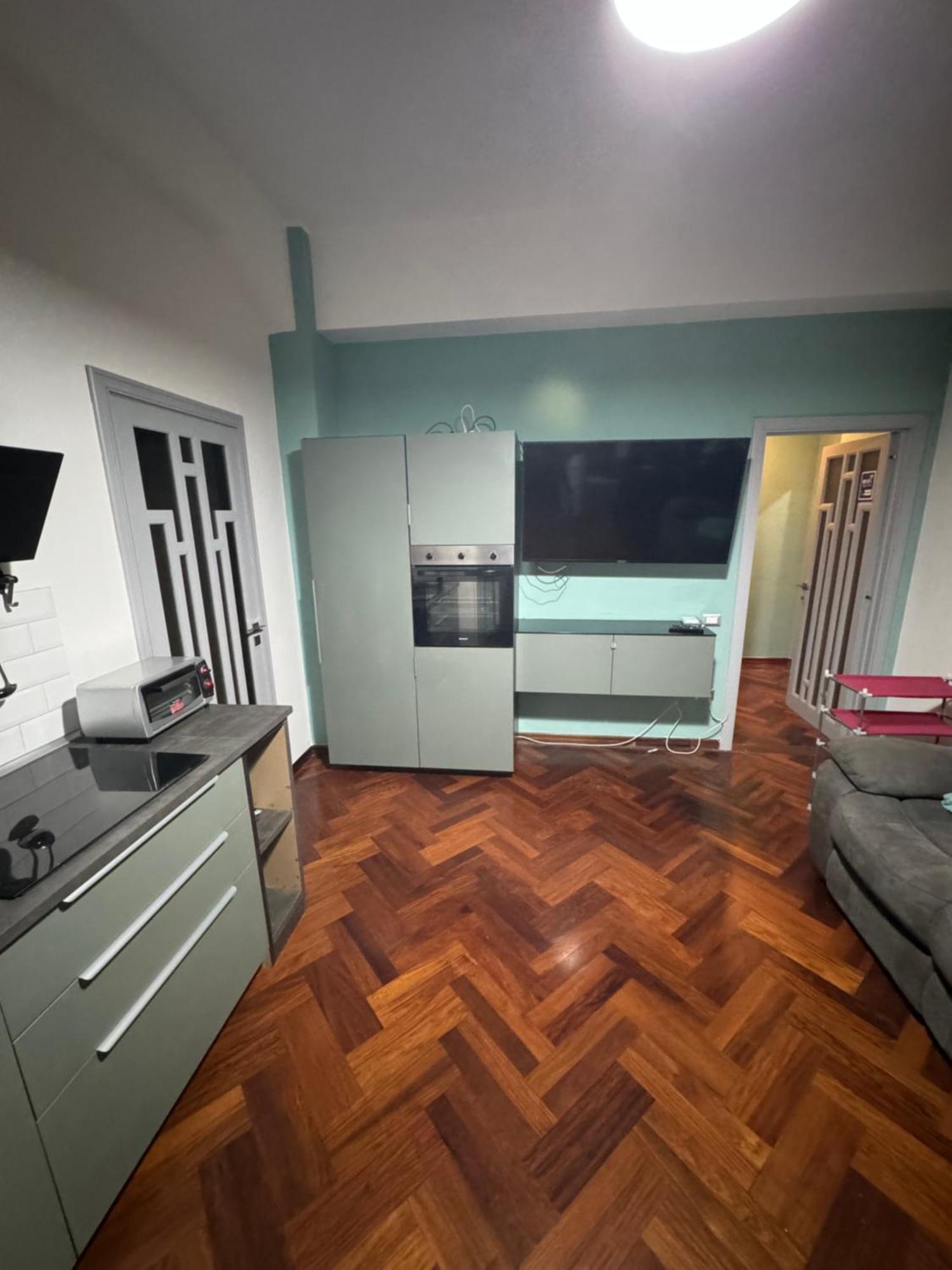 Central Station And City Rooms Link "13 Apartment" Amalfi Coast , Салерно Екстериор снимка